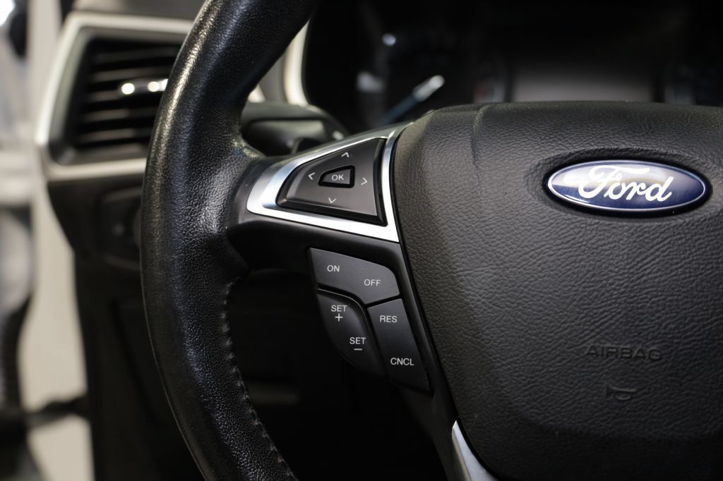 Used 2017 Ford Edge SEL FWD image 24