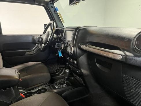 Used 2016 Jeep Wrangler Sport w/ Quick Order Package 24S AWD/4WD image 11