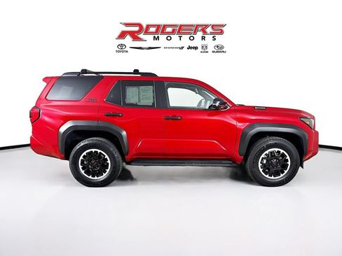 Certified 2025 Toyota 4Runner TRD Off-Road Premium AWD/4WD image 14