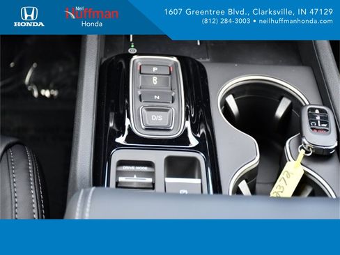 New 2025 Honda Pilot Touring image 28