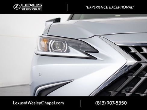 Used 2023 Lexus ES 350 w/ Premium Package FWD image 15