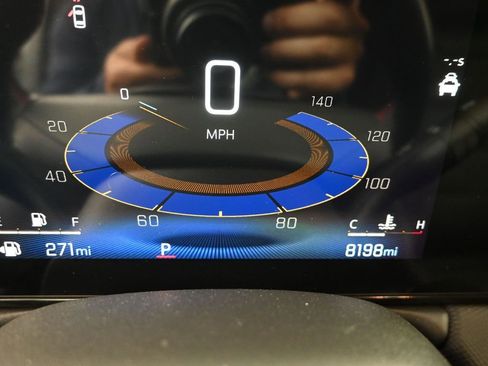 Used 2025 Chevrolet TrailBlazer RS image 11