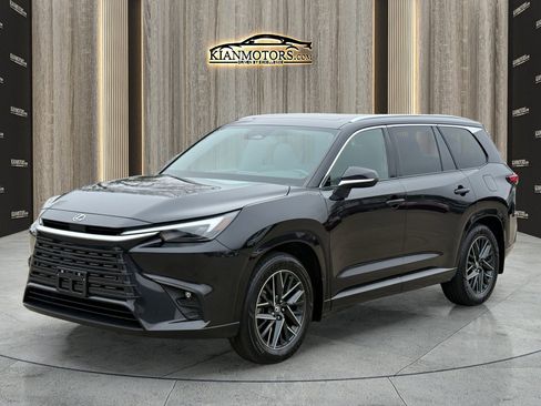 Used 2024 Lexus TX 350 AWD image 3