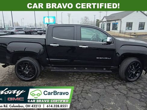 Certified 2022 GMC Canyon Denali w/ Denali Black Edition Package image 9