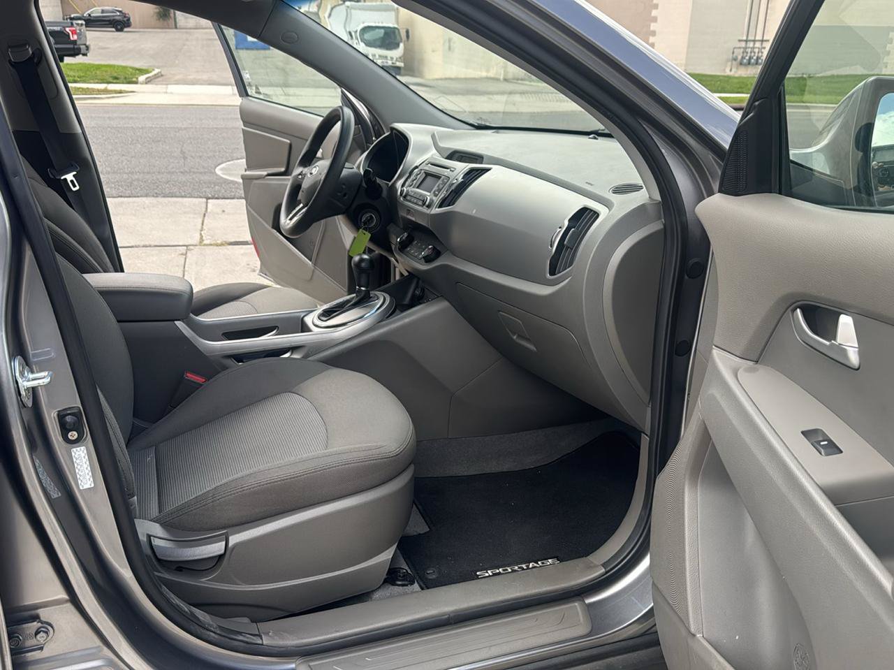 Used 2016 Kia Sportage LX FWD image 17