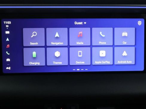 Used 2025 Porsche Macan Electric w/ Premium Package image 17