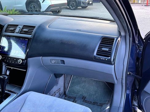 Used 2004 Honda Accord EX image 26