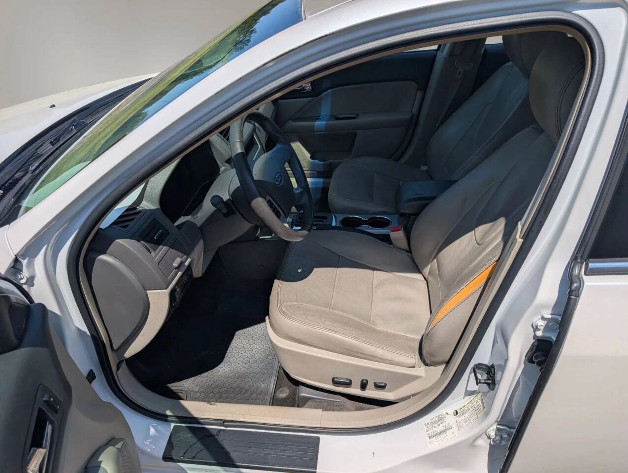 Used 2012 Ford Fusion SEL FWD image 26