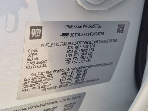 New 2026 GMC Sierra 1500 AT4 w/ Technology Package AWD/4WD image 30