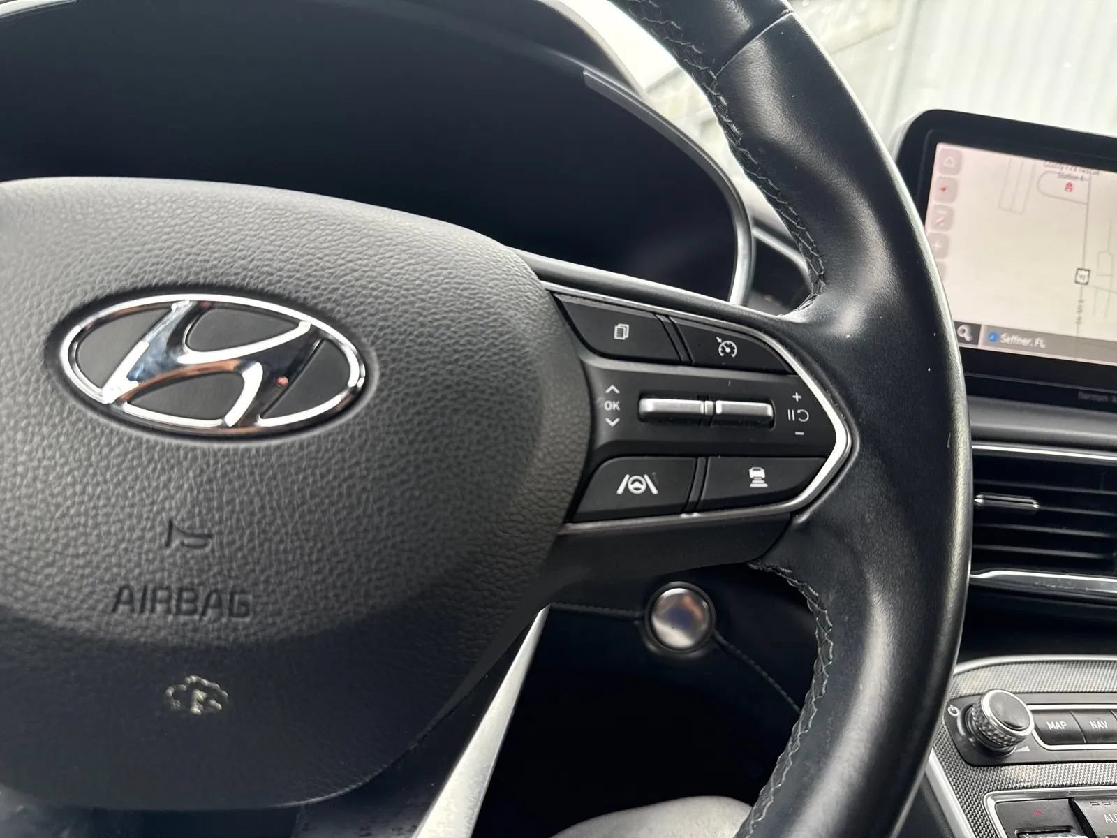 Used 2023 Hyundai Santa Fe SEL w/ Premium Package FWD image 19