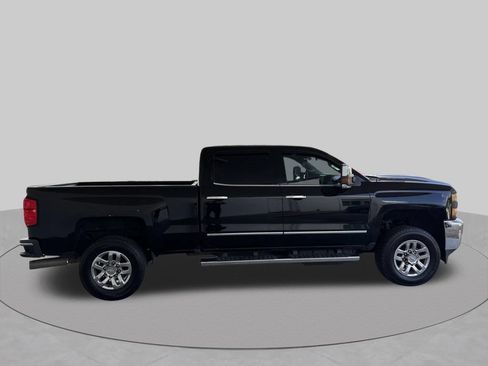 Used 2018 Chevrolet Silverado 2500 LTZ w/ Duramax Plus Package AWD/4WD image 7