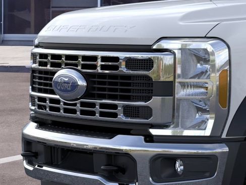 New 2026 Ford F550 4x4 Regular Cab Super Duty image 17