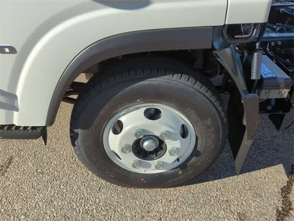 Used 2024 Chevrolet Low Cab Forward 4500 XD RWD image 58