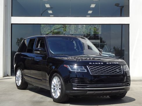 Used 2020 Land Rover Range Rover HSE image 9