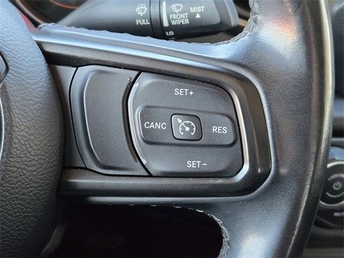 Used 2021 Jeep Gladiator Sport image 18