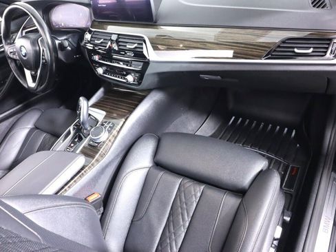 Used 2021 BMW 530i xDrive w/ Convenience Package AWD/4WD image 45