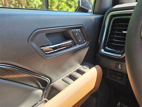 New 2025 GMC Canyon AT4 w/ Nightfall Edition image 25