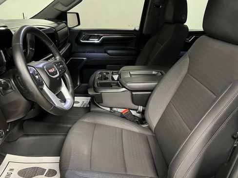 Used 2024 GMC Sierra 1500 Elevation image 23