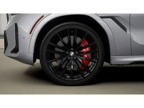 New 2026 BMW X6 xDrive40i w/ Premium Package image 7