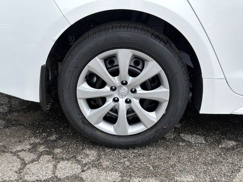 New 2026 Toyota Corolla LE FWD image 17
