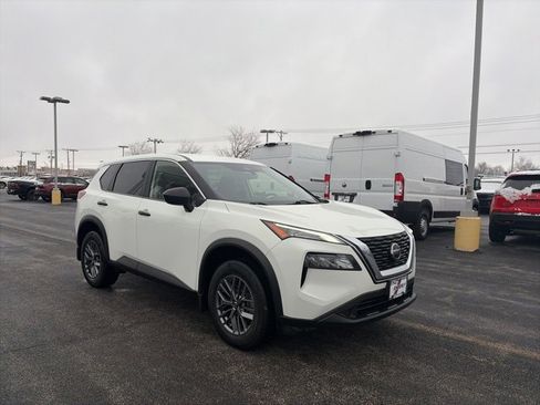 Used 2021 Nissan Rogue S image 7