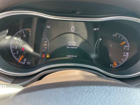 Used 2017 Jeep Grand Cherokee Overland AWD/4WD image 17