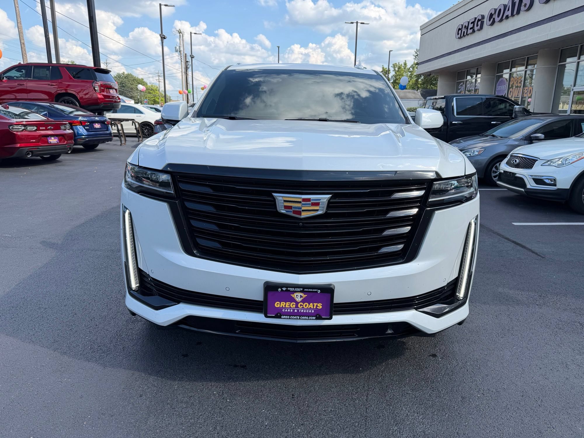 Used 2023 Cadillac Escalade Premium Luxury Platinum AWD/4WD image 2
