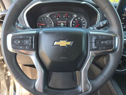 Used 2023 Chevrolet Blazer LT image 32