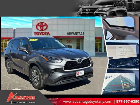 Used 2024 Toyota Highlander XLE image 1