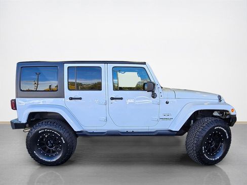 Used 2017 Jeep Wrangler Unlimited Sahara w/ Connectivity Group image 2