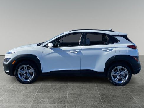 Used 2023 Hyundai Kona SEL AWD/4WD image 2