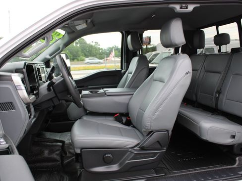 Used 2023 Ford F250 XL w/ XL Off-Road Package AWD/4WD image 19