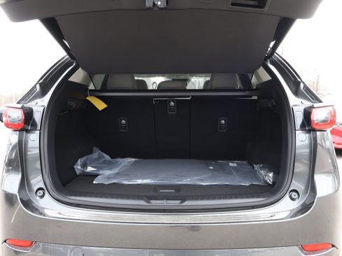 New 2025 MAZDA CX-5 AWD 2.5 S w/ Preferred Package image 19