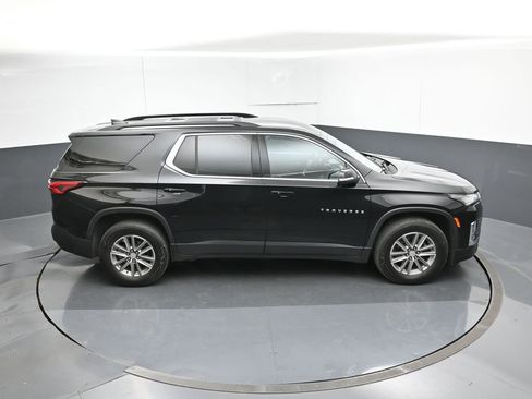 Used 2023 Chevrolet Traverse LT image 55