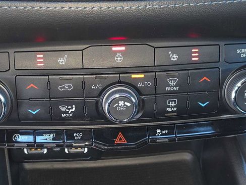 Used 2024 Dodge Durango GT w/ Blacktop Package image 27