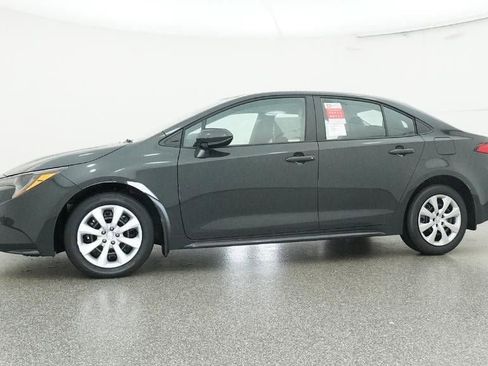 New 2026 Toyota Corolla LE image 18