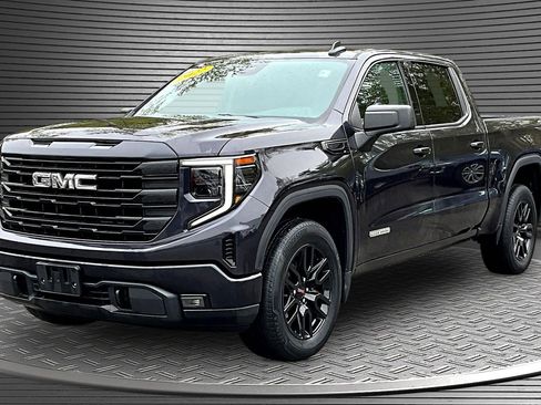 Used 2022 GMC Sierra 1500 Elevation AWD/4WD image 3