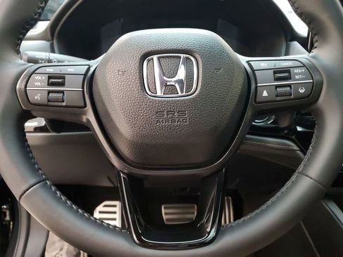 Used 2025 Honda Accord Sport image 11