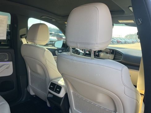 Used 2023 Mercedes-Benz GLE 350 4MATIC image 53