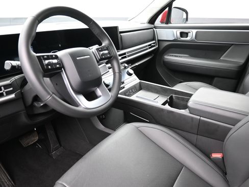 Used 2025 Hyundai Santa Fe SEL w/ Tow & Go Package image 10