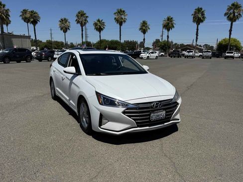Used 2020 Hyundai Elantra Value Edition w/ Cargo Package (C1) FWD image 3