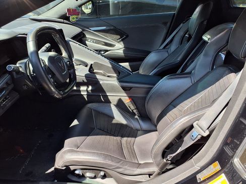 Used 2021 Chevrolet Corvette Stingray Preferred Conv w/ Z51 Performance Package image 13