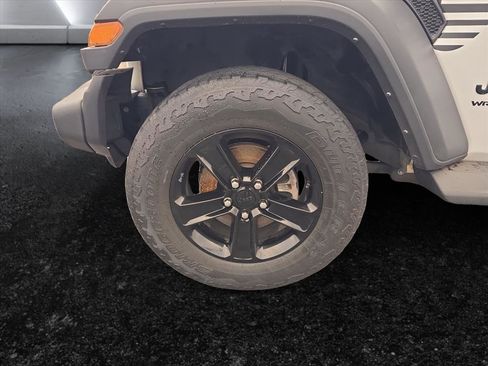 Used 2021 Jeep Wrangler Unlimited Sport image 9