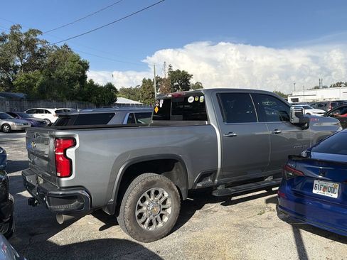 Used 2025 Chevrolet Silverado 2500 LTZ w/ LTZ Premium Package AWD/4WD image 7