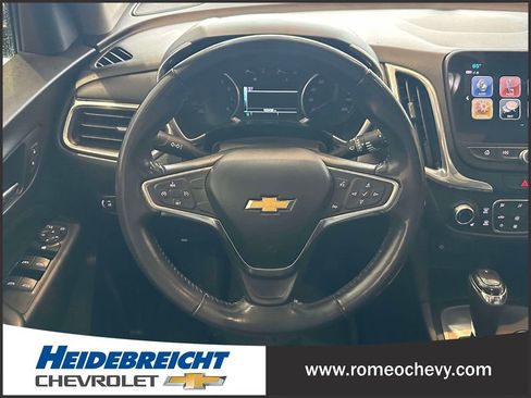 Used 2018 Chevrolet Equinox LT w/ Sun & Infotainment Package image 16