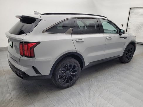 Used 2022 Kia Sorento SX image 10