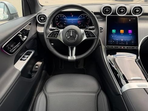 Used 2026 Mercedes-Benz GLC 300 4MATIC image 11