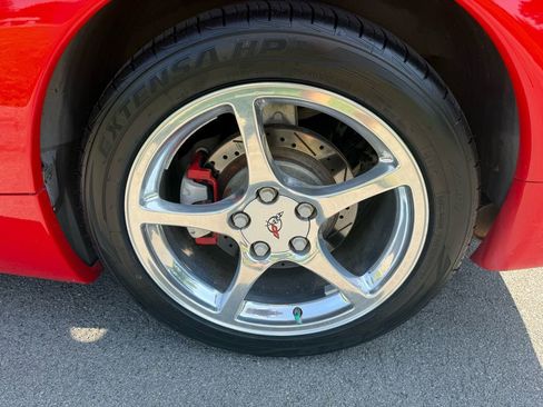 Used 2000 Chevrolet Corvette 5.7L V8 w/ Performance Handling Pkg image 15