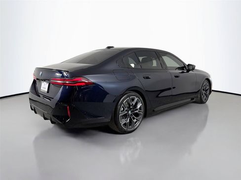 New 2026 BMW i5 AWD/4WD image 5