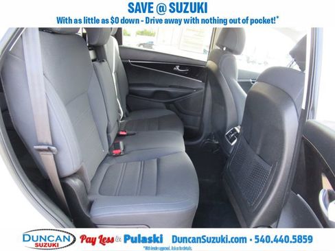 Used 2017 Kia Sorento LX image 13